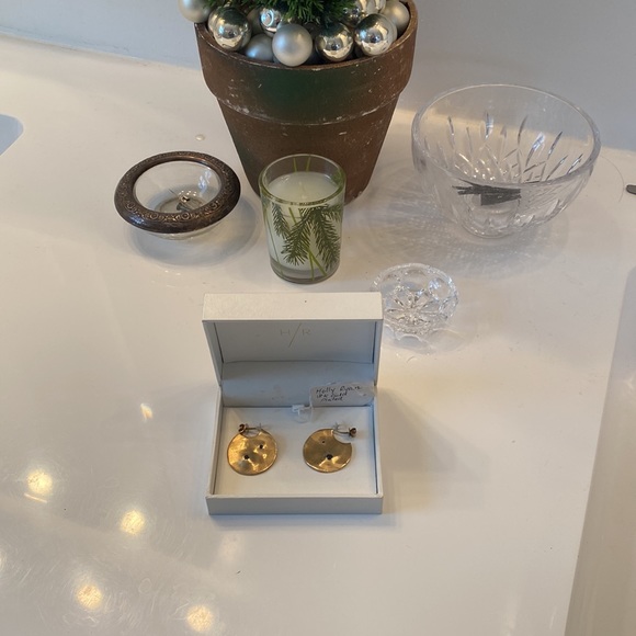 Holly Ryan 18k gold plated earring with 2 blue gemstones - Picture 2 of 8